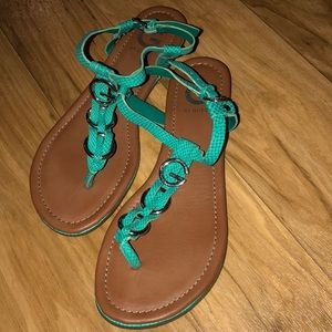 NWOT!!   Guess sandals Size 7.5, never worn!